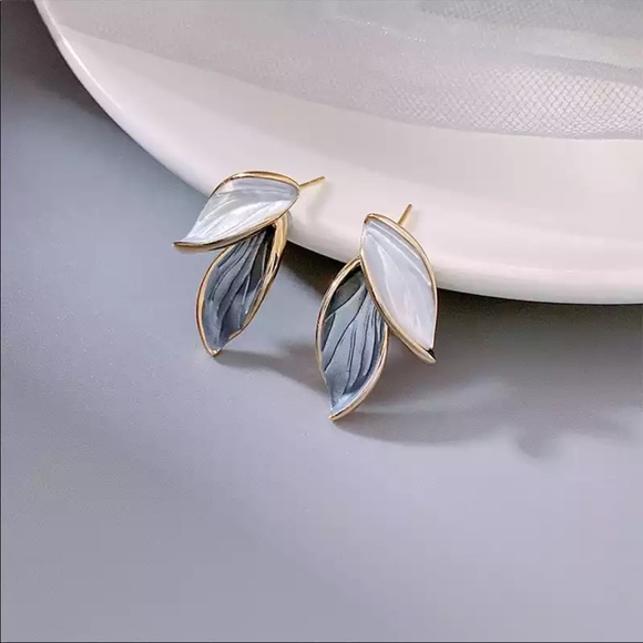 Gold Filled Leaf Earrings - Picture 3 of 3